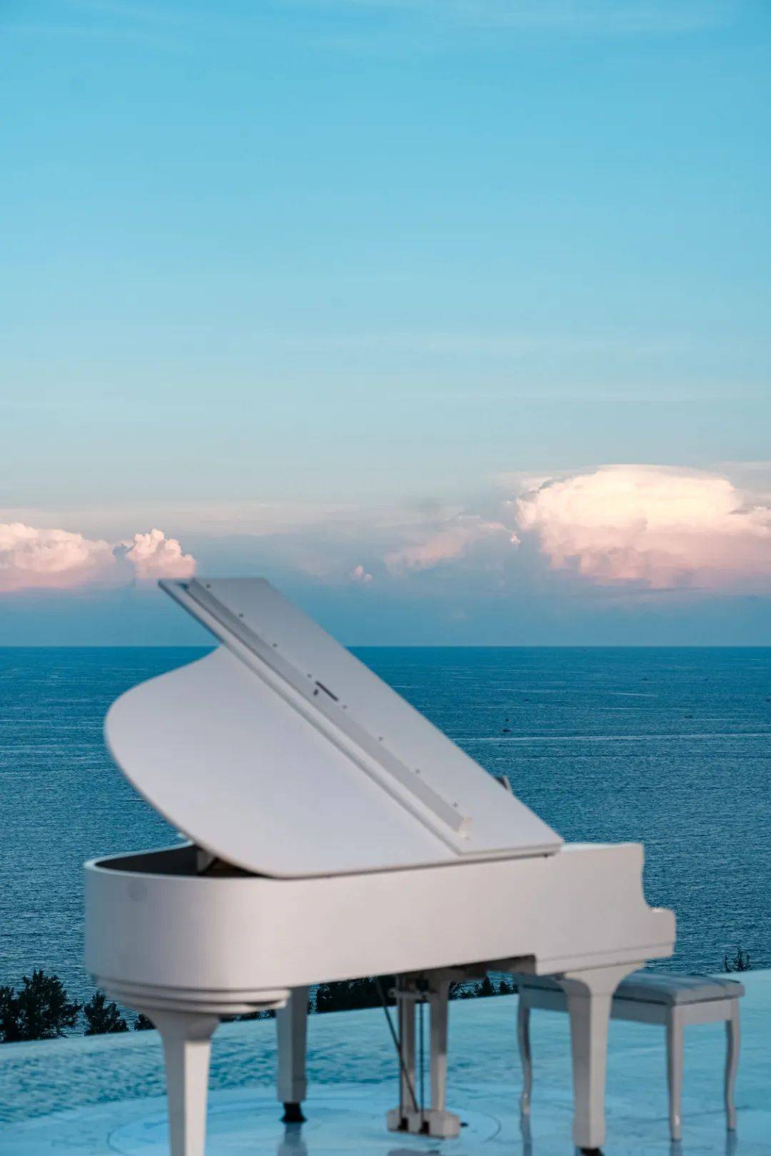 8周年海之诗 三亚保利瑰丽酒店邀您跃入感官灵动夏日